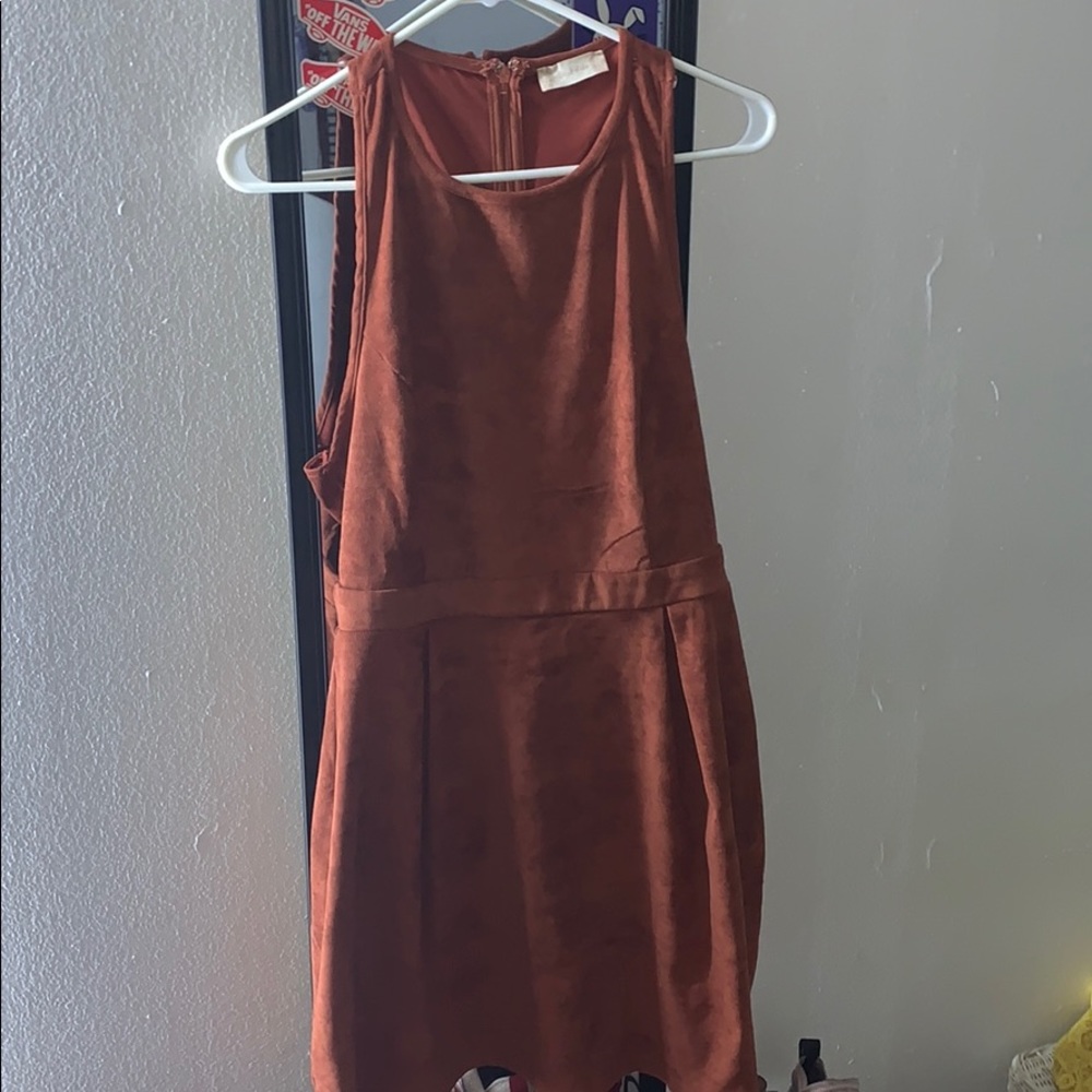 Red/brown new altrd state